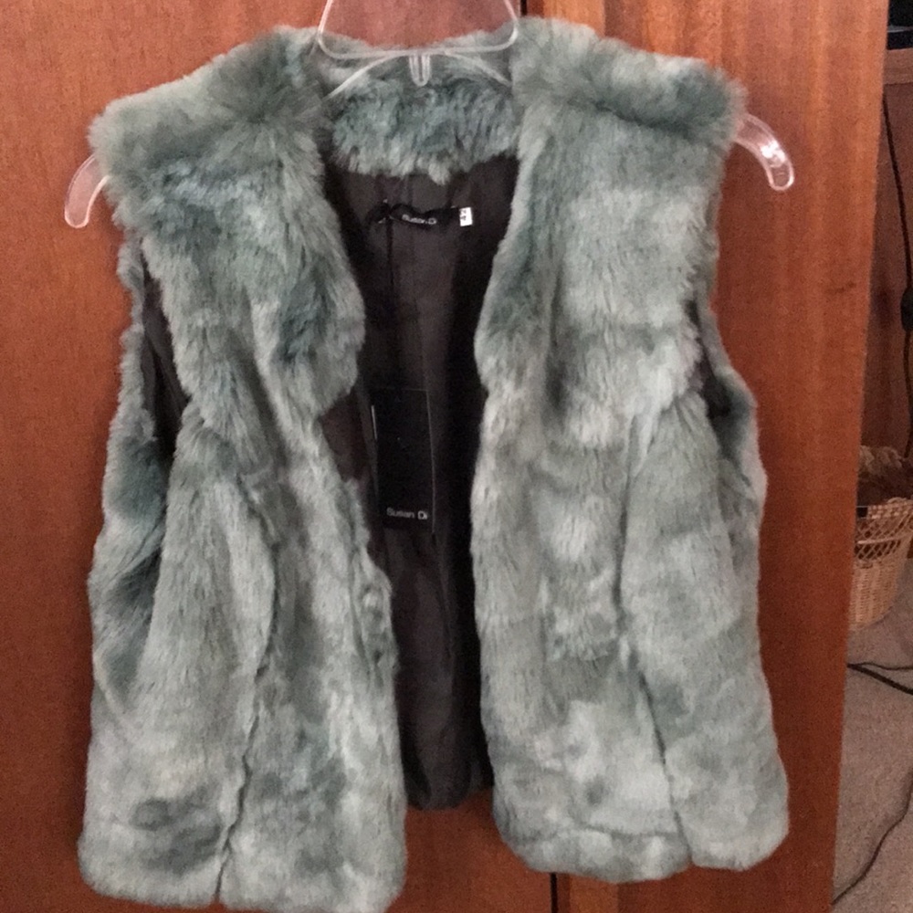 NWT green faux fur vest